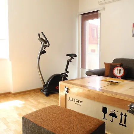 Apartment 33 *