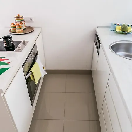 33 Apartment *